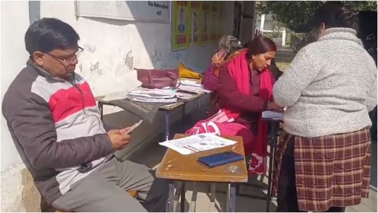 many errors in SIR Voter lists in Bareilly