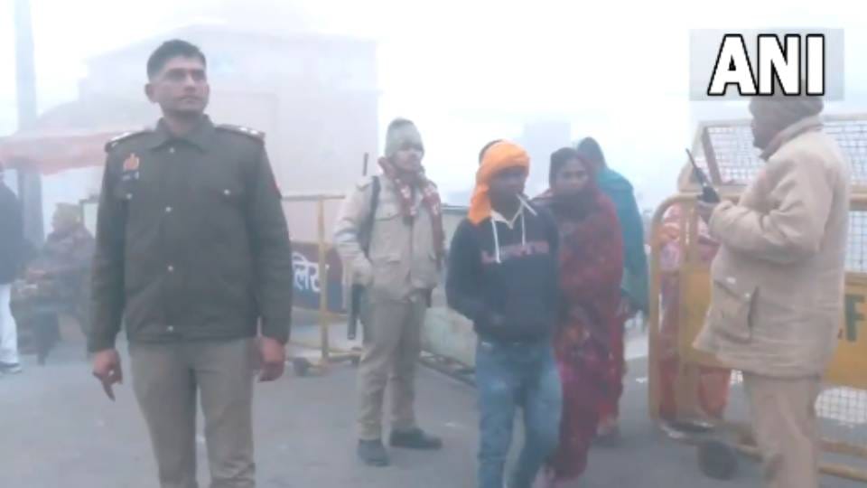 Ayodhya Mauni Amavasya Snan: Huge Crowd at Saryu Ghat for Holy Bath, CCTV and Drone Surveillance