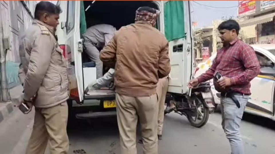 young man died after falling from flyover in Mathura