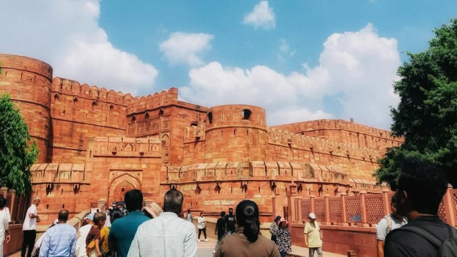 Famous Forts of India to Visit on Republic Day Check Location and Facts