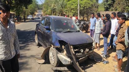 car and a motorcycle collided violently leaving three young men injured in Jagdalpur