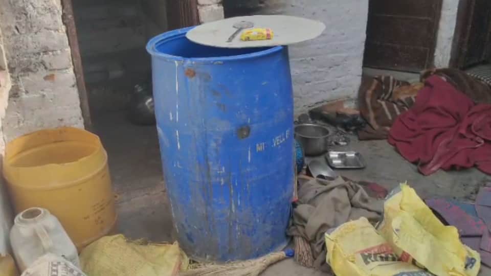 Retired railway employee Kill his girlfriend dismembered her body then burned remains after stuffing into box