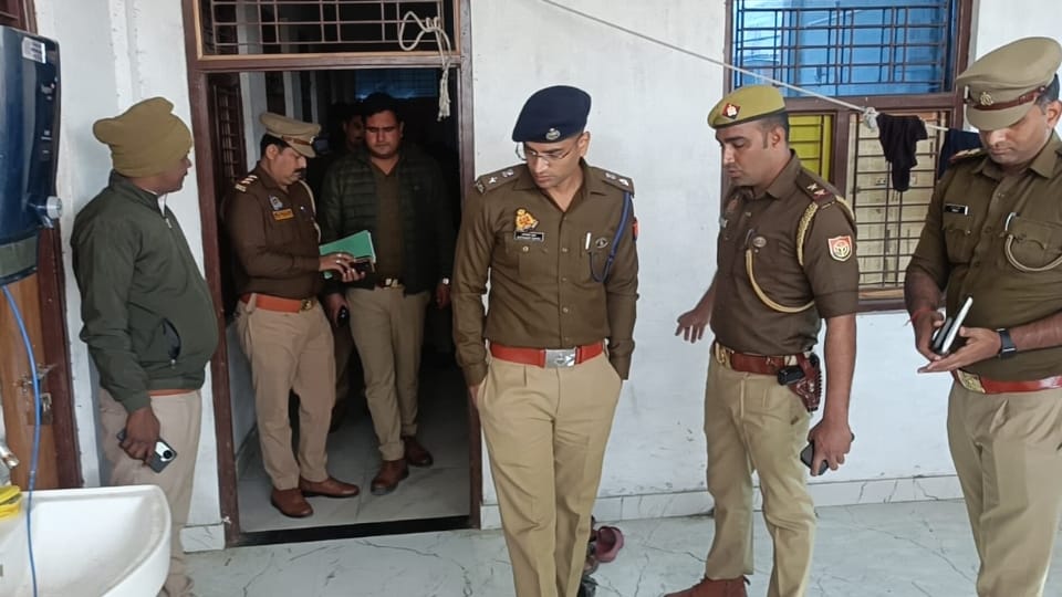 husband murdered his wife due to suspicion about her character four months after a love marriage In Kanpur
