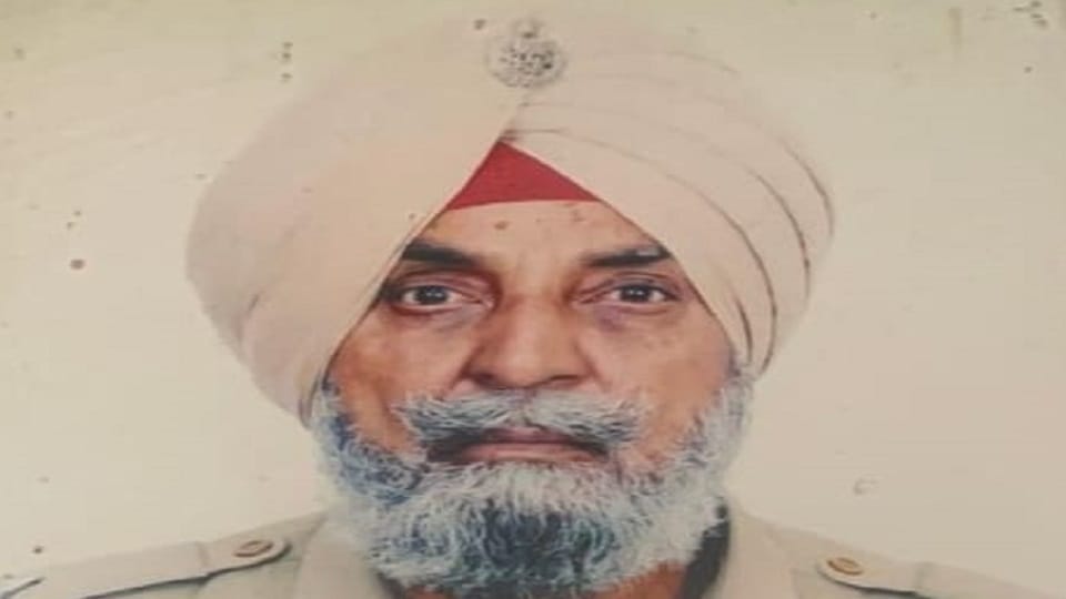 Retired policeman commits suicide in Punjab