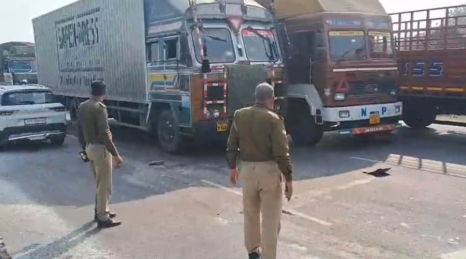 Scorpio hits seven people on Prayagraj-Kanpur highway three dead