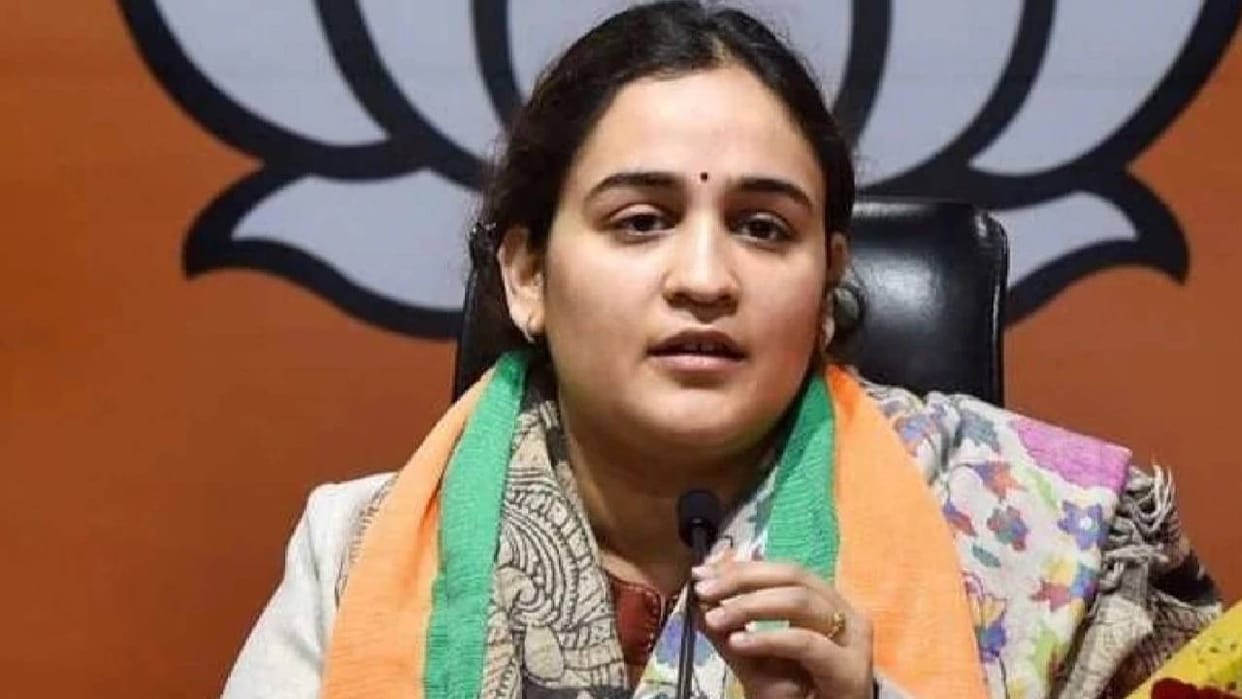 UP: Aparna Yadav arrives in Saifai; says the 2027 Assembly election is crucial