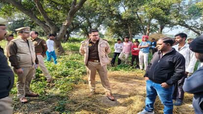 Cattle slaughtered near villger and accused escaped in front of the police in Pilibhit