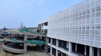 Multilevel car parking and shopping complex at Barahdwari Aligarh