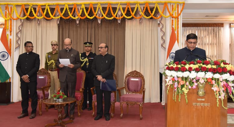 CG: अमिताभ मुख्य सूचना आयुक्त, उमेश और शिरीष बने राज्य सूचना आयुक्त, राज्यपाल ने दिलाई शपथ