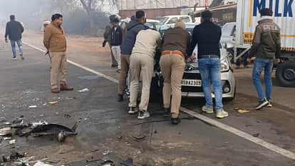 Four vehicles collided due to dense fog