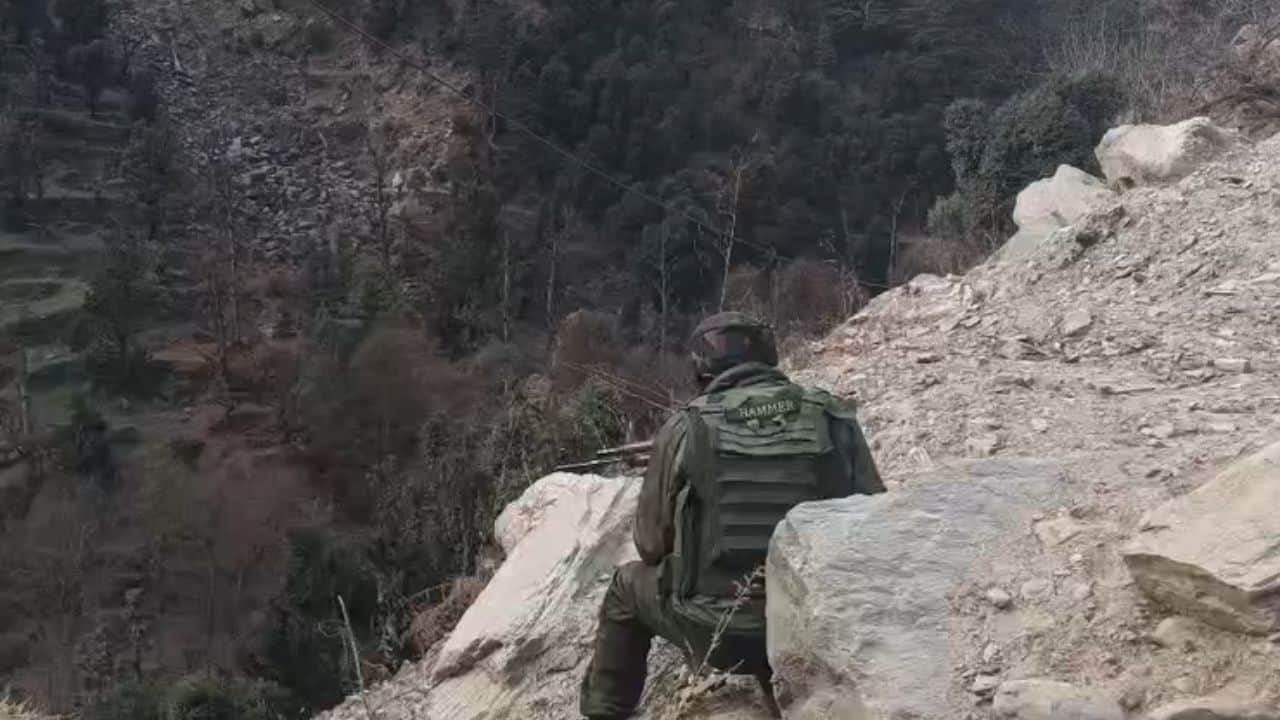 किश्तवाड़ में आतंकियों के खिलाफ सर्च ऑपरेशन जारी