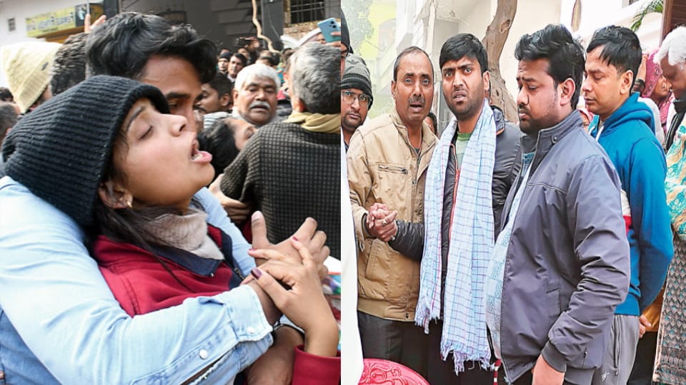 Salute: Huge Crowd at Last Rites of Major Shubham Saini, Cries of Bharat Mata Ki Jai Echo