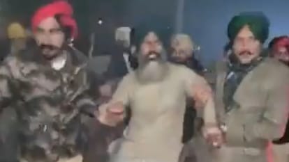 Sunam police forcibly removed farmers' protest several leaders detained