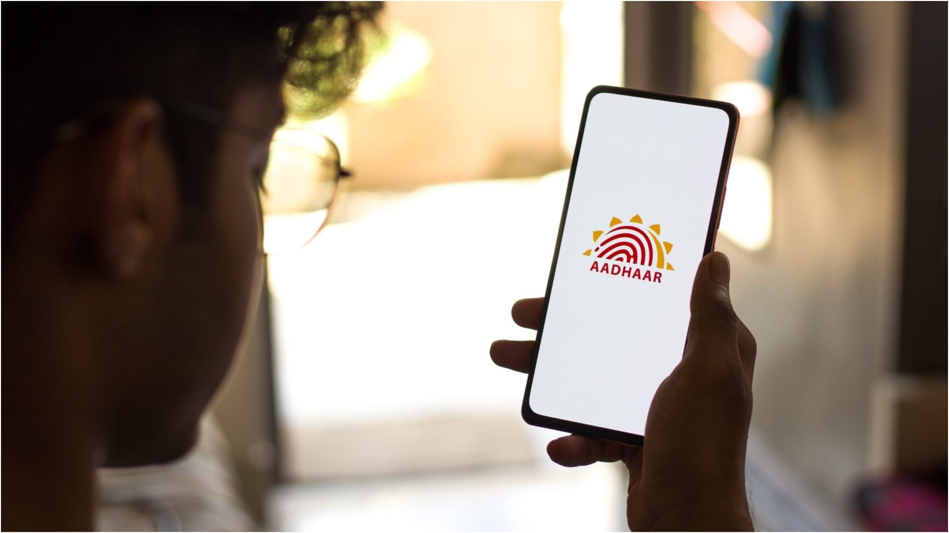 New aadhaar card design uidai will launch new aadhaar card know all the details
