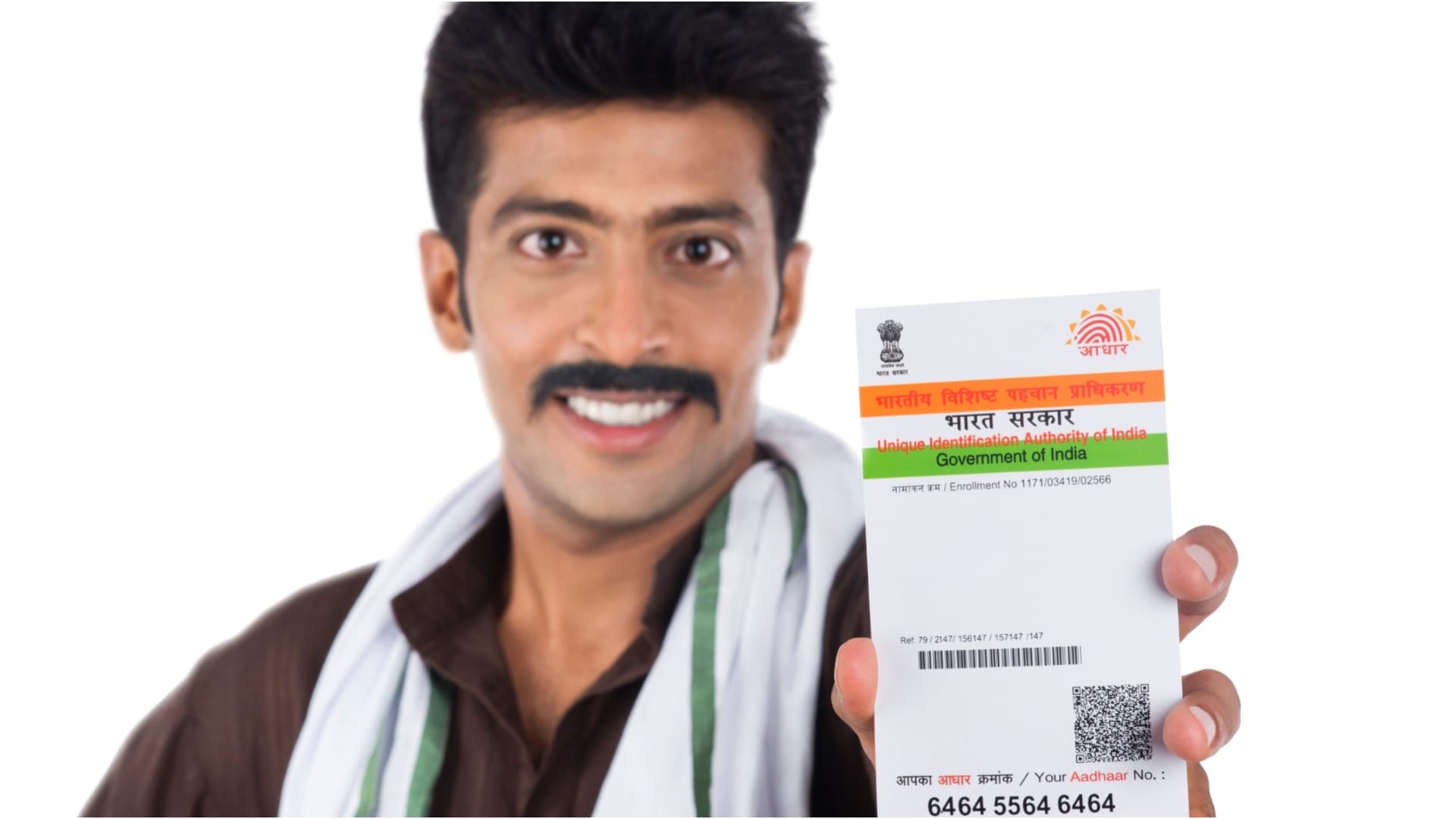 New aadhaar card design uidai will launch new aadhaar card know all the details