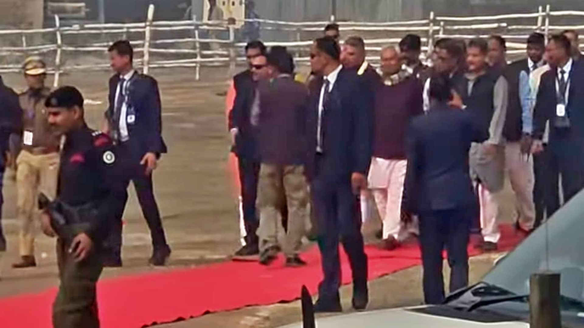 समृद्धि यात्रा के तहत गोपालगंज पहुंचे सीएम नीतीश कुमार