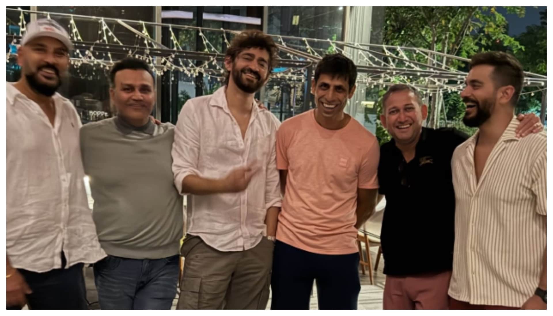 Yuvraj Agarkar Sehwag Mohammad Kaif Ashish Nehra 2000s Cricketers Gang Reunion Photos