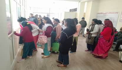 Three doctors at the camp, OPD attendance crosses 900, long queues of patients at the hospital in almora