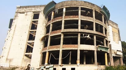 UP: MDA Rs 78 crore sourcing hub turns into scrap, no one is accountable