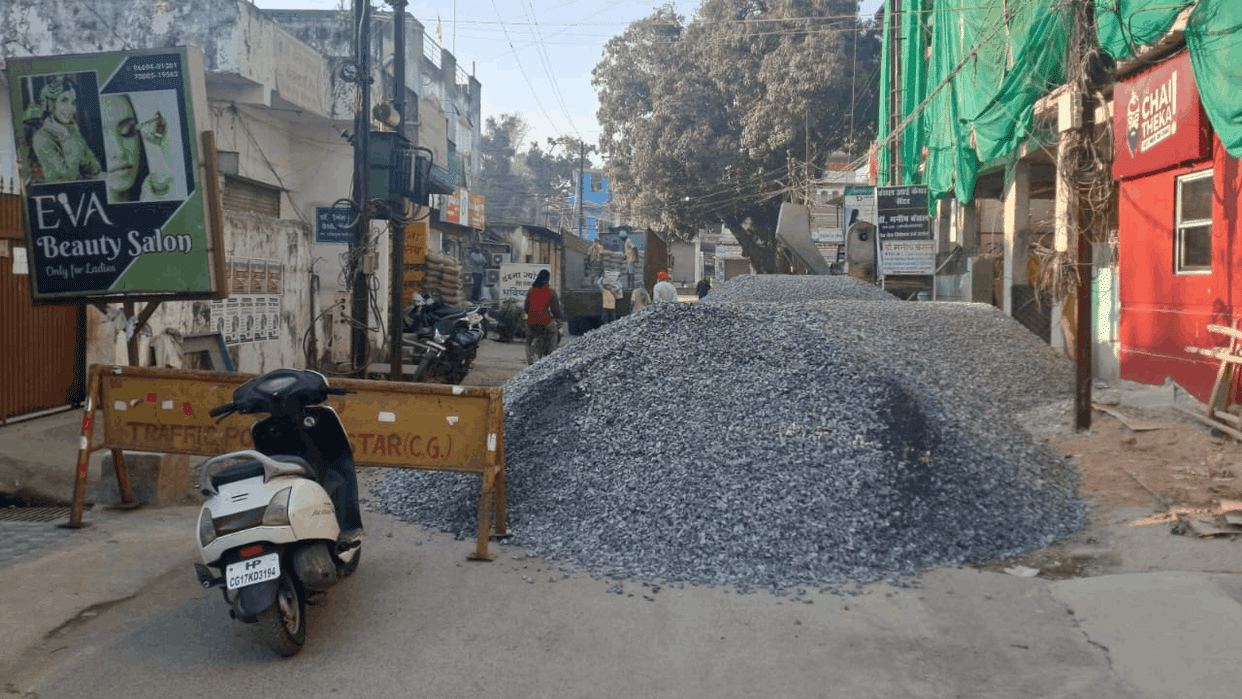 Jagdalpur Municipal Corporation imposed fine of 10,000 rs on clinic