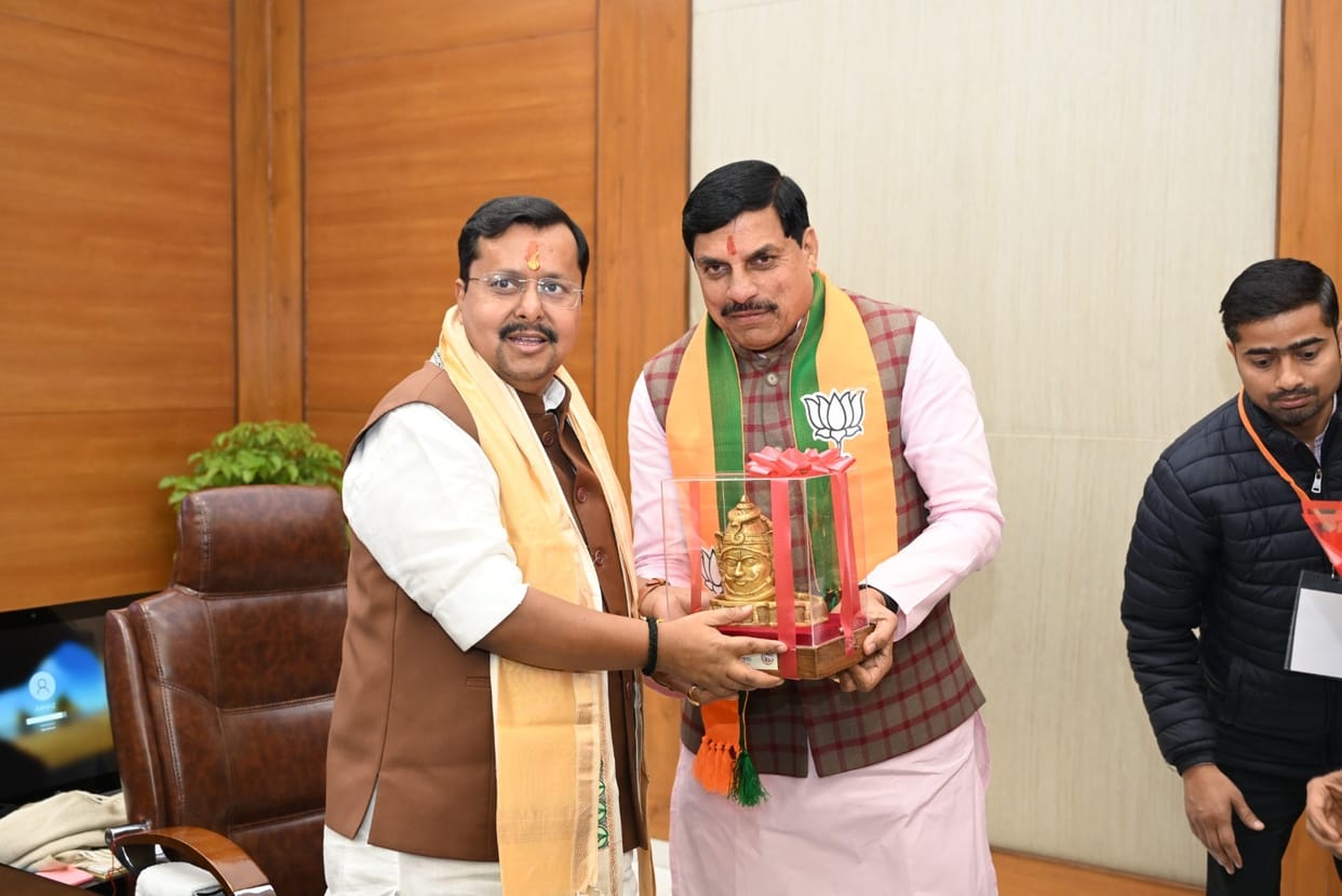 MP News: BJP celebrates as Nitin Naveen becomes national president; CM Dr. Yadav and state president extend co