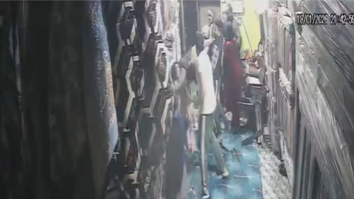 Shopkeeper assaulted in land dispute in mau