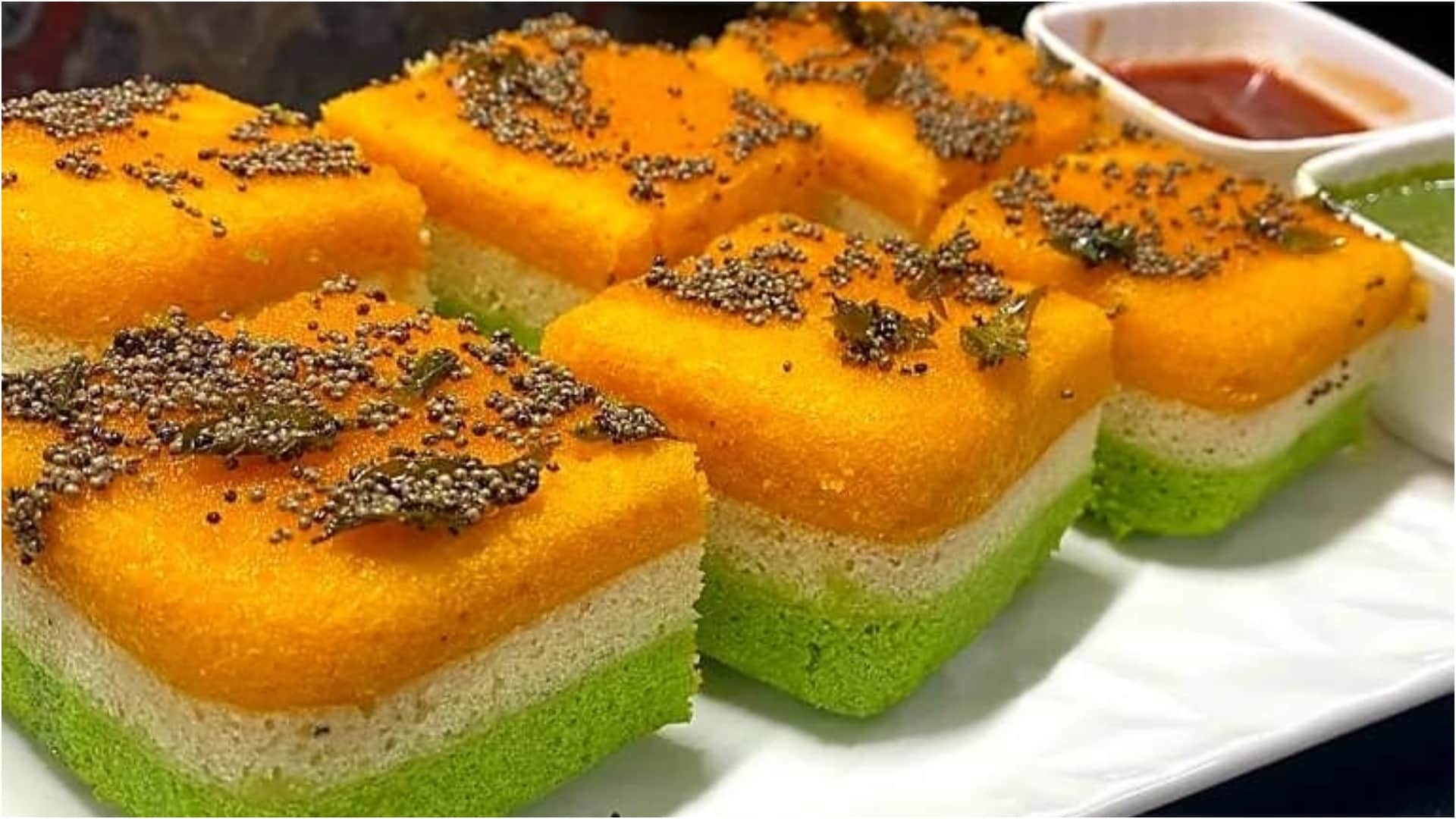 How to Make Tiranga Dhokla at Home for Republic Day Recipe in Hindi