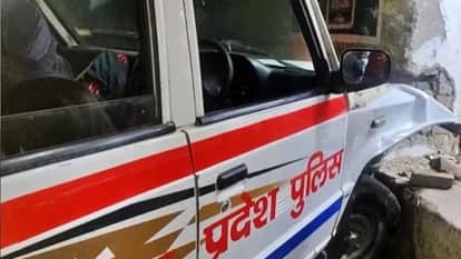 Baghpat: Drunk Youth Flees With Traffic Police Vehicle, Rams Into Shop
