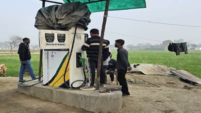Illegal petrol pumps operating in Dadon Aligarh