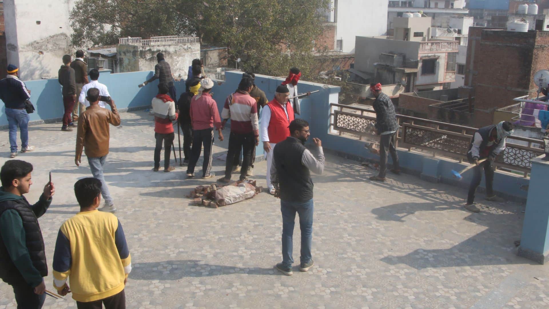 Dal Mandi Eight buildings including market tallest building demolished 200 workers deployed