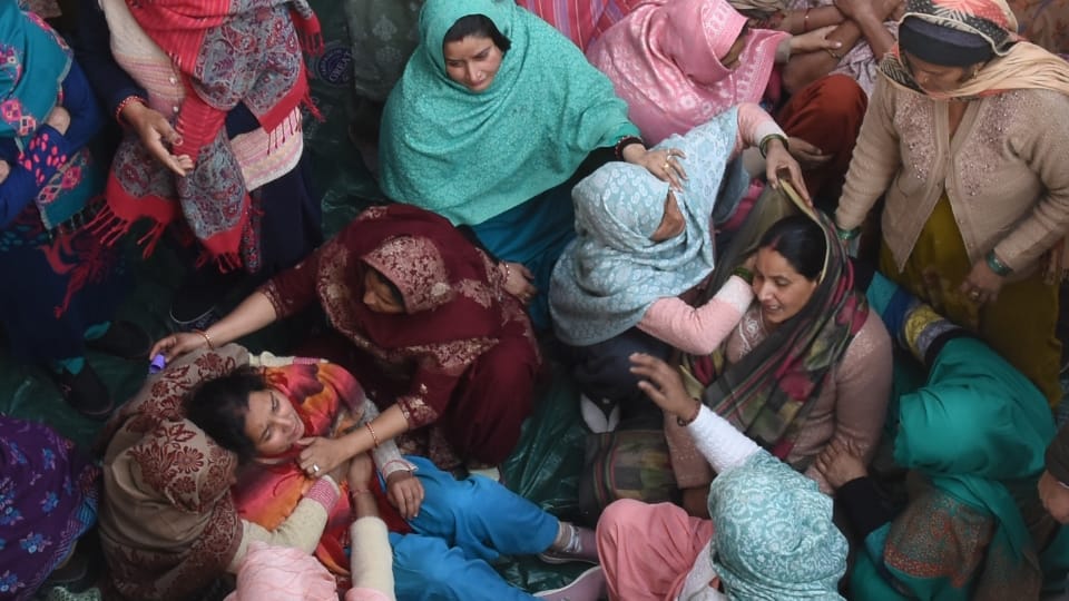 Man killed his mother, wife, and two sons before shooting himself dead In Saharanpur