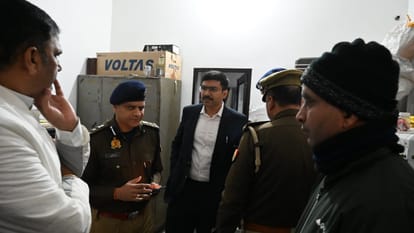 Man killed his mother, wife, and two sons before shooting himself dead In Saharanpur