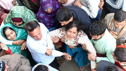 Man killed his mother, wife, and two sons before shooting himself dead In Saharanpur