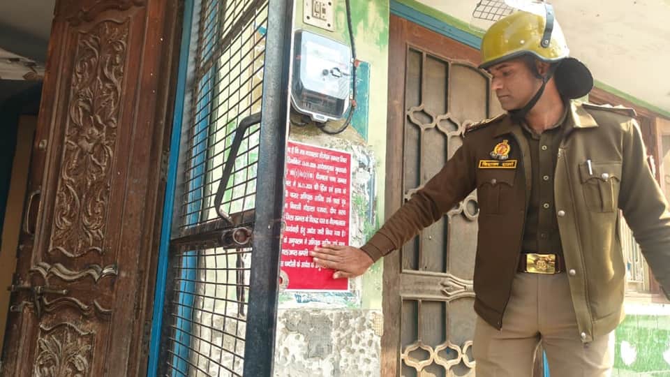 Sambhal violence master mind Shariq in Dubai and communicates with his associates using secure messaging app