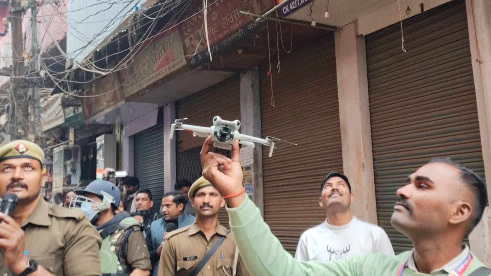 Dalmandi biggest operation ever six houses demolished simultaneously in varanasi