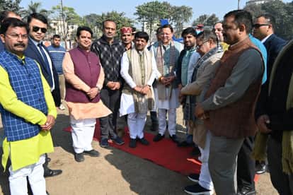 Uttarakhand CM Pushkar Dhami Reaches Muzaffarnagar by Car, Heads to Dehradun by Helicopter