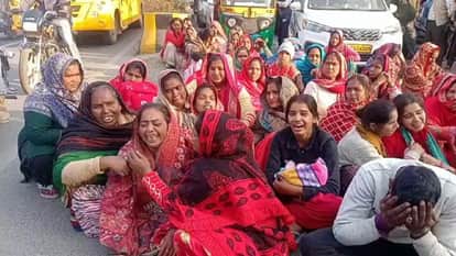 dalit man died after being beaten by goons in Bareilly