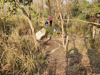 Bahraich: Police encounter with cow slaughterers, three arrested... one shot in the leg