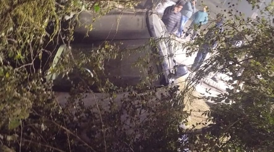 Kanpur BMW broke through railing and crashed into field it was traveling at 100 km/h driver was injured