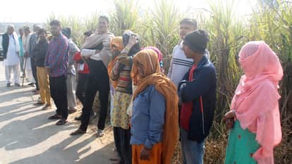 Baghpat: After murdering a girl, she poured petrol in a pot and burnt her body, earrings were found in the ash