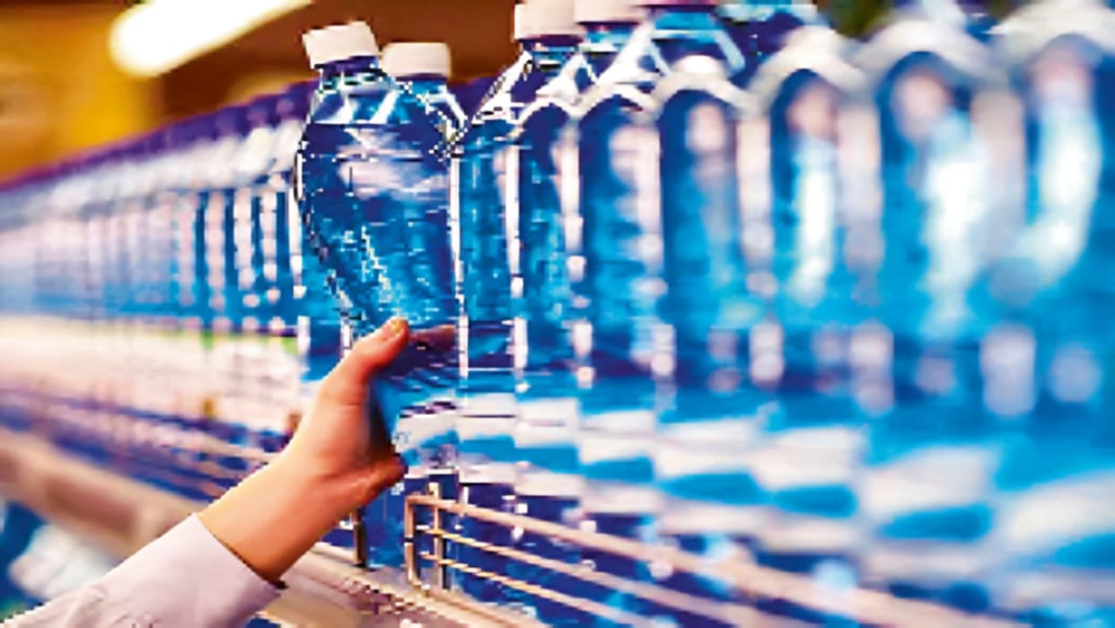 War effect: Water also becomes expensive in the petrol war, companies are hit by rising raw material prices
