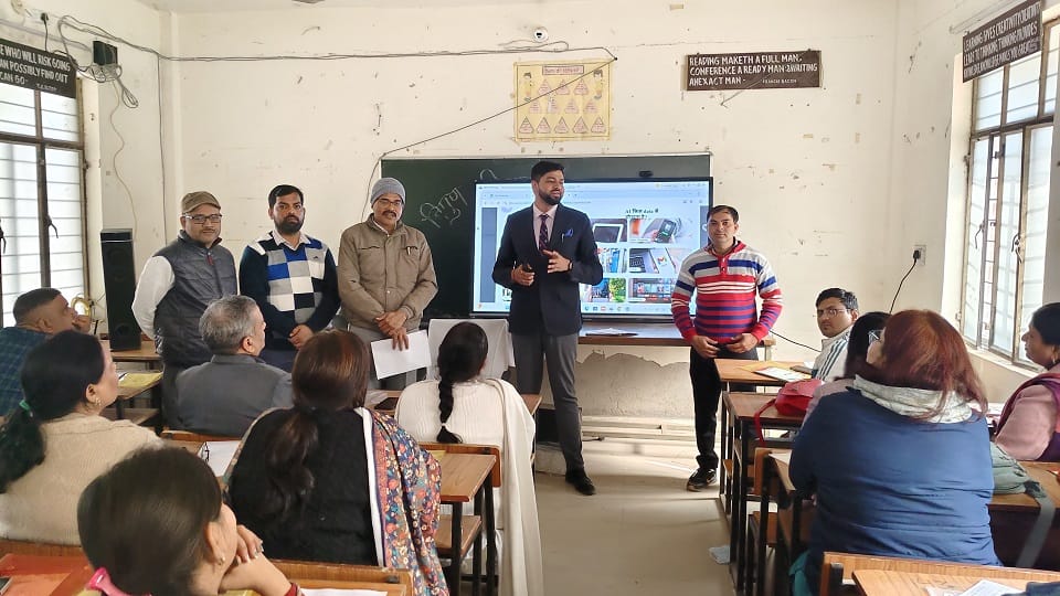 Teachers Raise Concerns Over Non-Functional Smart Boards During ICT Training