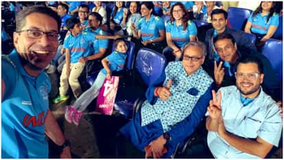 Shashi Tharoor's Funny Take Goes Viral After IND vs NZ Match: "More Selfies Than New Zealand Runs"