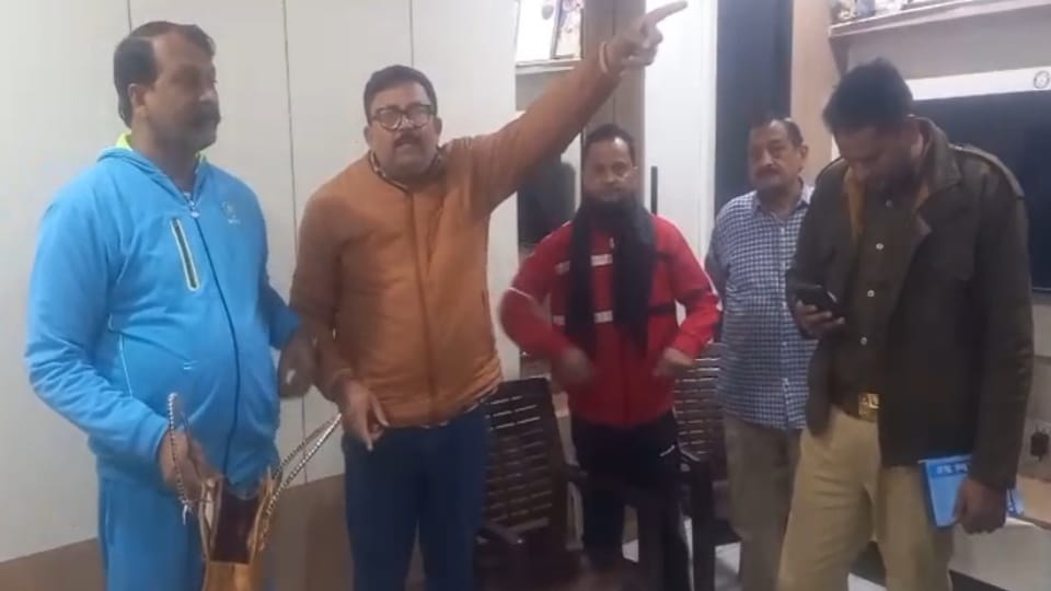 Meerut: Police Probe Begins After Theft Worth Lakhs at Retired Teacher’s House in Meerut
