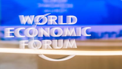 Davos WEF 2026 Live Updates Business World Leaders in Switzerland Economic Policies Discussion Hindi News