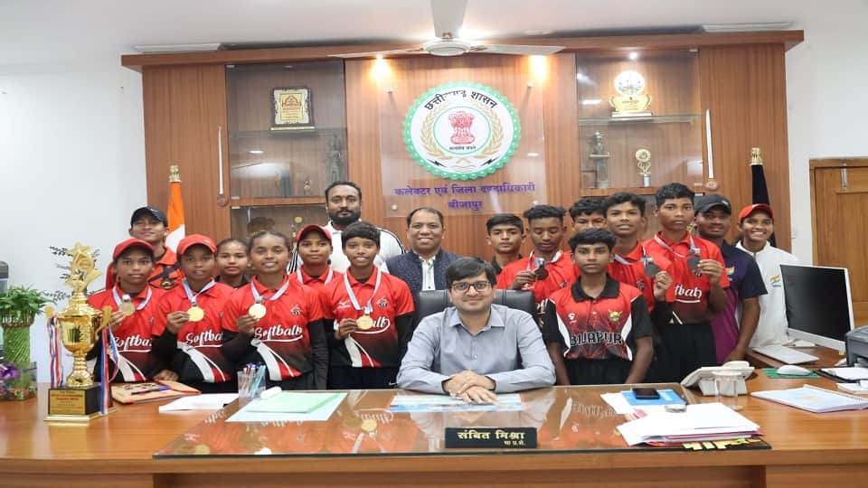 18 खिलाड़ियों का चयन