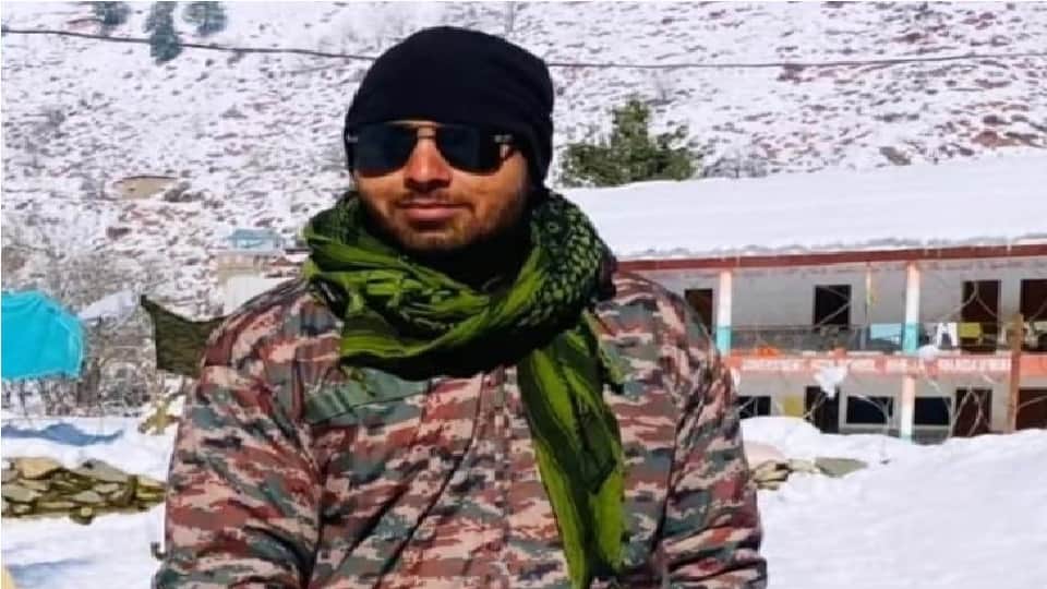 बलिदानी मोनू की फाइल फोटो