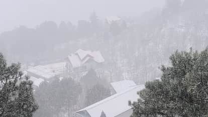 Himachal Weather: Snowfall on peaks including Narkanda