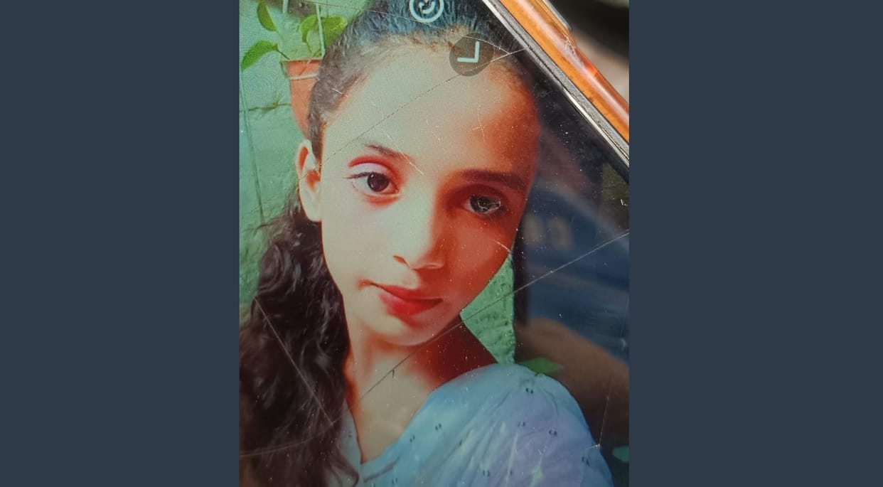 Kanpur High school student commits suicide by hanging father says daughter was stressed due to exam anxiety