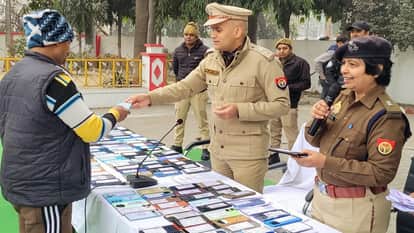 Aligarh police recovered 238 mobile phones